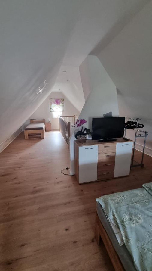 Ferienwohnung Bei Natie ブリーロン エクステリア 写真