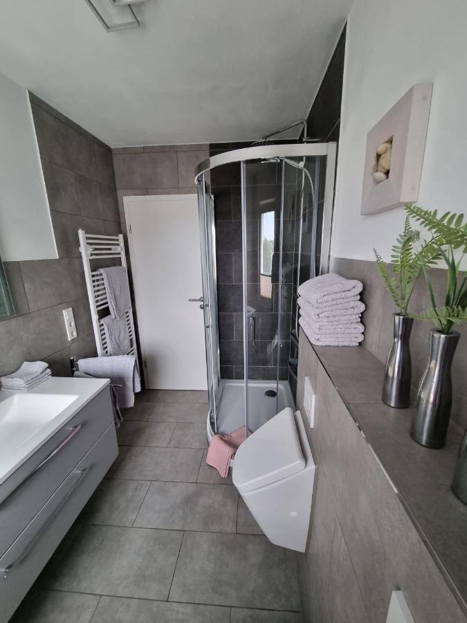 Ferienwohnung Bei Natie ブリーロン エクステリア 写真