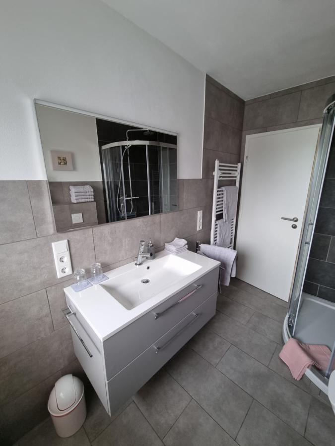 Ferienwohnung Bei Natie ブリーロン エクステリア 写真
